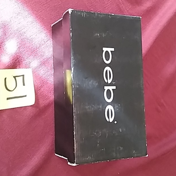 Heels - Picture 6 of 6